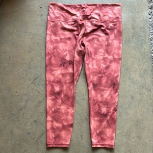 Athleta Elation Printed 7/8 Tight